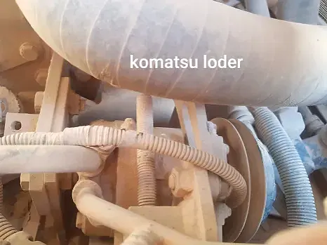 Komatsu Loder Kompresör