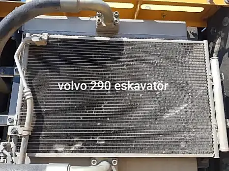 Volvo 290 Excavator Kondanser
